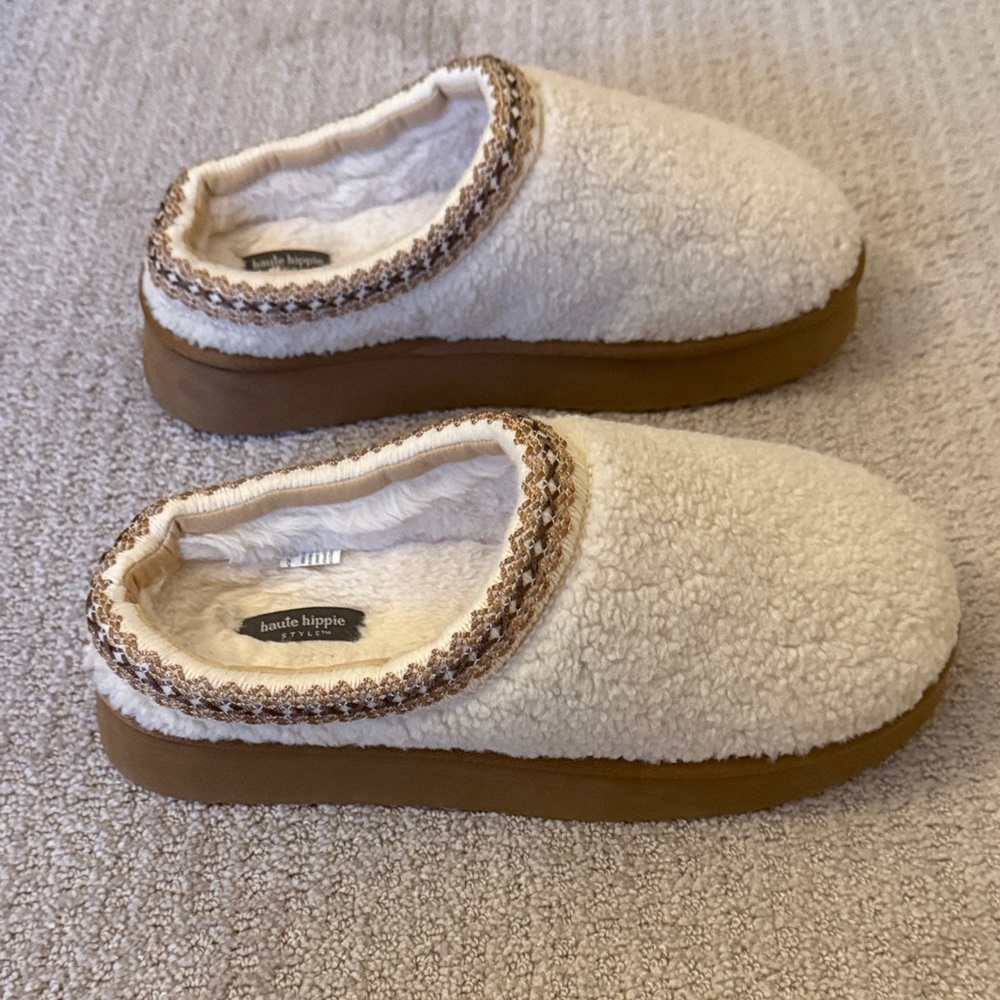 Like New! Haute Hippie Memory Foam Clogs - Picture 5 of 8